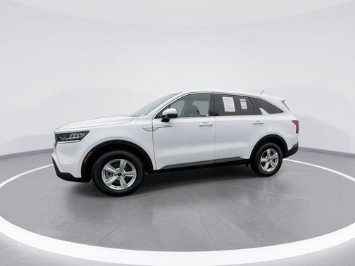 2023 Kia Sorento LX
