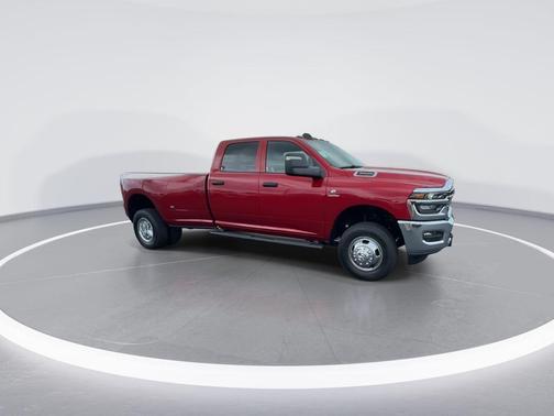 Molten Red Pearlcoat 2026 RAM 3500 Tradesman