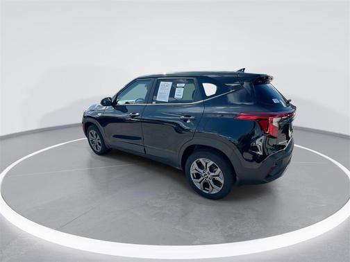 2024 Kia Seltos LX
