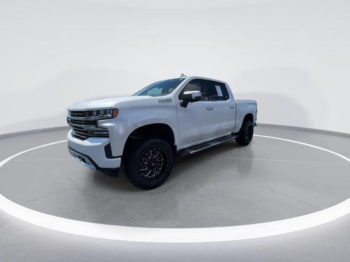 Iridescent Pearl Tricoat 2021 Chevrolet Silverado 1500 High Country