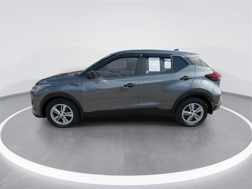 2022 Nissan Kicks S