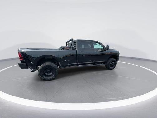 Diamond Black 2025 RAM 3500 Tradesman