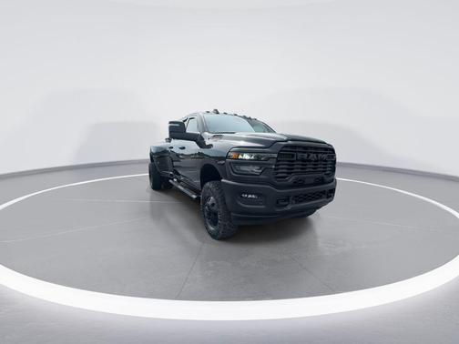 Diamond Black 2025 RAM 3500 Tradesman