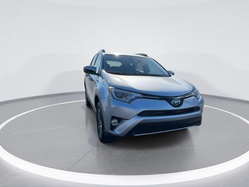 Silver Sky Metallic 2018 Toyota RAV4 Hybrid XLE