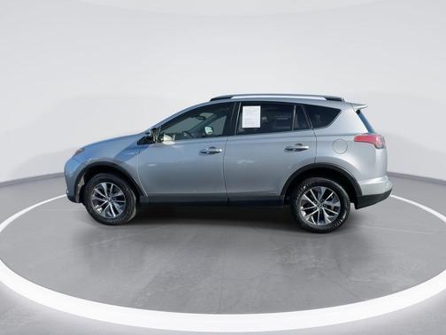 Silver Sky Metallic 2018 Toyota RAV4 Hybrid XLE