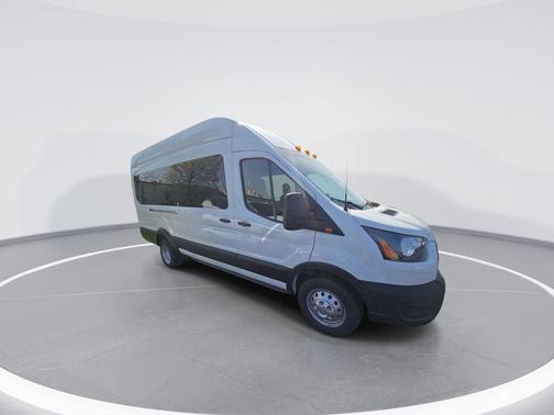 2025 Ford Transit-350 XL