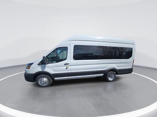 2025 Ford Transit-350 XL