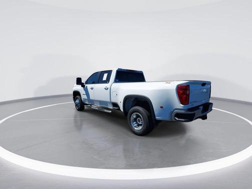 Summit White 2021 Chevrolet Silverado 3500 LT