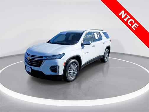 2022 Chevrolet Traverse LT Cloth