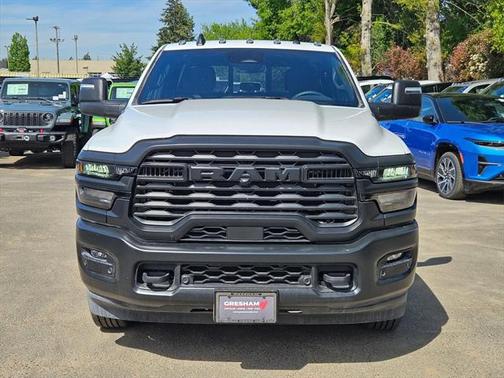 2025 RAM 2500 Tradesman Crew Cab 4x4 8' Box