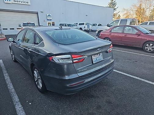 2019 Ford Fusion Hybrid SE