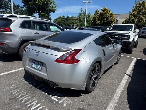 2020 Nissan 370Z Sport