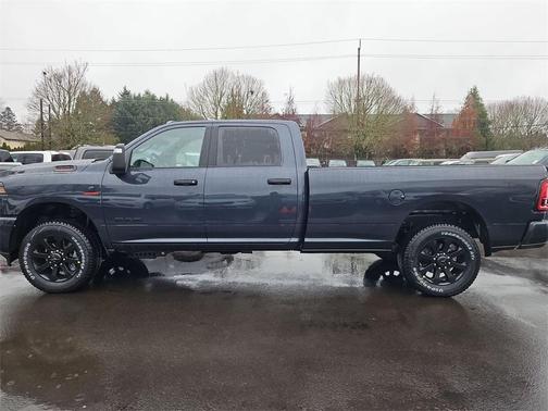 2026 RAM 3500 Big Horn Crew Cab 4x4 8' Box