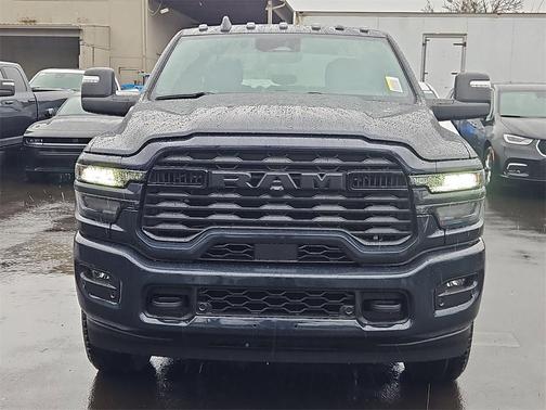 2026 RAM 3500 Big Horn Crew Cab 4x4 8' Box