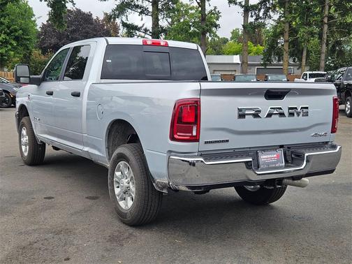 2025 RAM 3500 Big Horn Crew Cab 4x4 6'4' Box