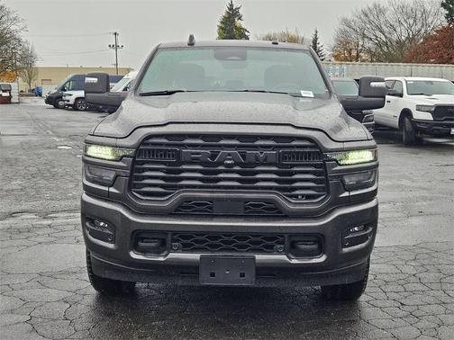 2026 RAM 3500 Big Horn Crew Cab 4x4 8' Box