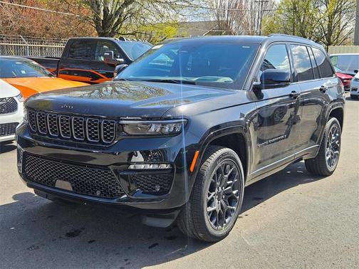 2025 Jeep Grand Cherokee Summit