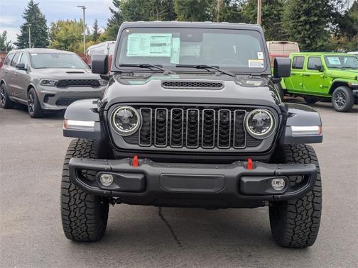 2025 Jeep Gladiator Mojave X