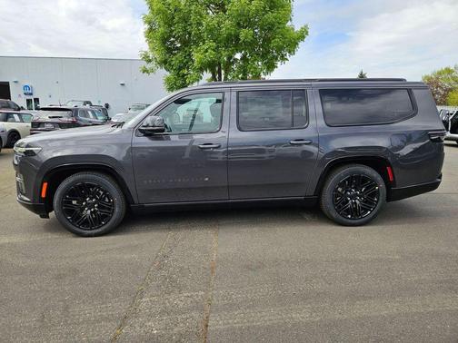 Baltic Gray Metallic Clearcoat 2026 Jeep Grand Wagoneer L Limited Reserve 4x4