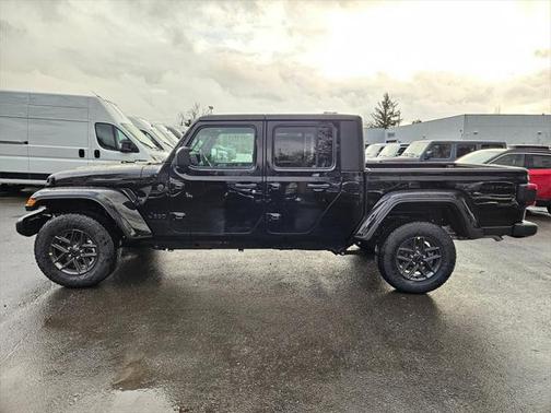 2025 Jeep Gladiator Sport S