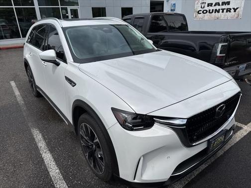 2024 Mazda CX-90 PHEV Premium