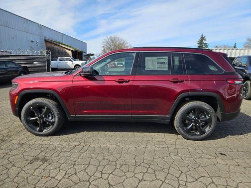 Velvet Red Pearlcoat 2026 Jeep Grand Cherokee Limited