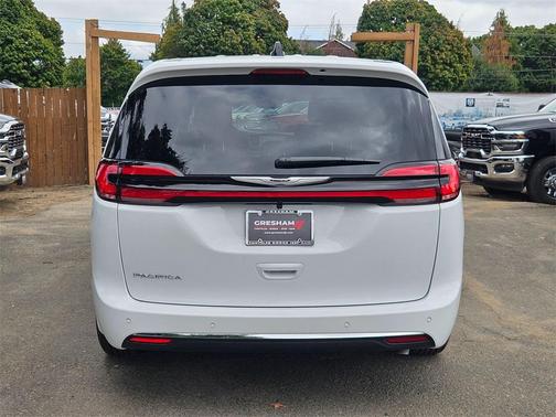 2026 Chrysler Pacifica L