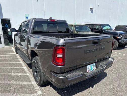 Granite Crystal Metallic Clearcoat 2025 RAM 1500 Express