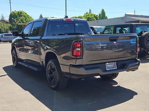 Granite Crystal Metallic Clearcoat 2025 RAM 1500 Express