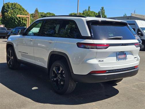 2025 Jeep Grand Cherokee Limited X