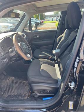 2023 Jeep Renegade Altitude