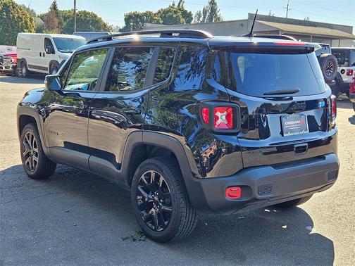 2023 Jeep Renegade Altitude
