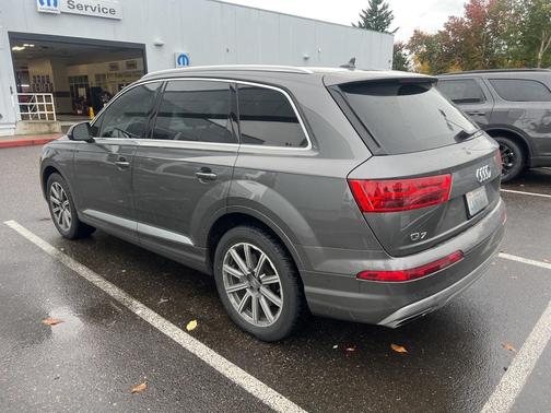 2018 Audi Q7 2.0T Premium Plus