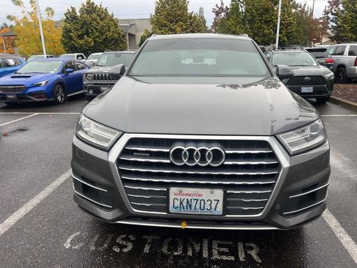 2018 Audi Q7 2.0T Premium Plus