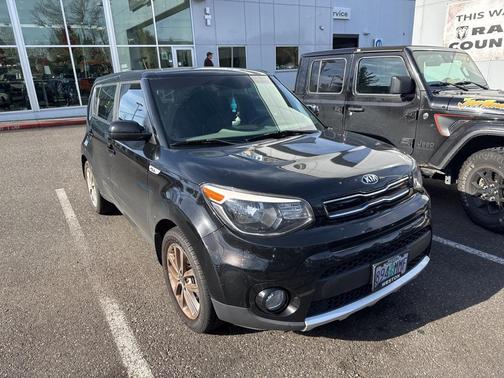 2017 Kia Soul +