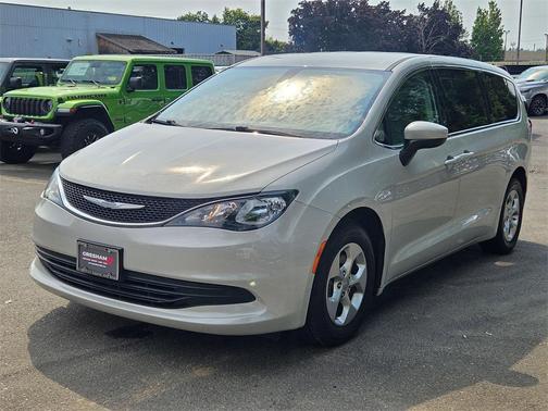 2017 Chrysler Pacifica LX