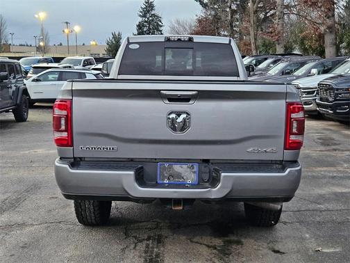 2020 RAM 3500 Laramie Crew Cab 4x4 8' Box