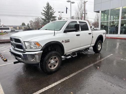 2017 RAM 2500 Tradesman Crew Cab 4x4 6'4' Box