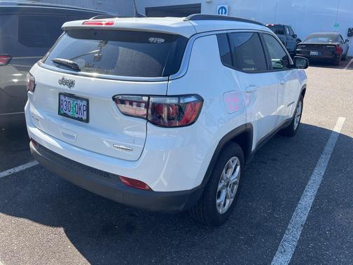 2025 Jeep Compass Latitude