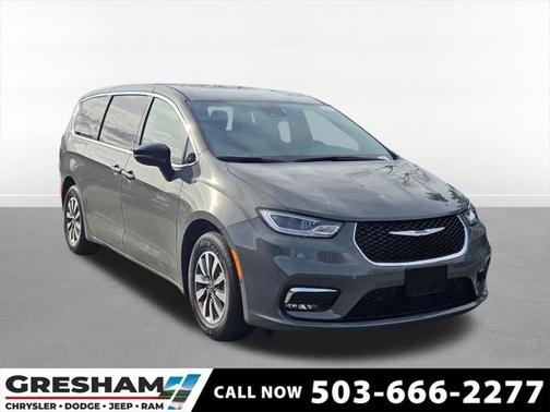 2025 Chrysler Pacifica Hybrid Select