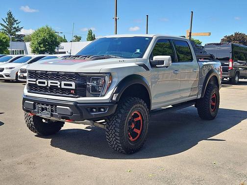 Avalanche 2023 Ford F-150 Raptor