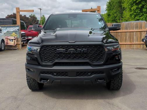 Diamond Black Crystal Pearlcoat 2025 RAM 1500 Rebel