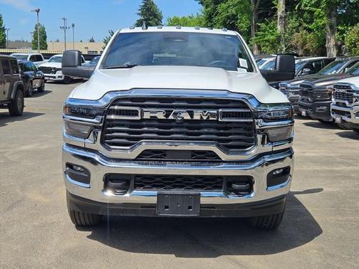 2025 RAM 2500 Tradesman Crew Cab 4x4 6'4' Box