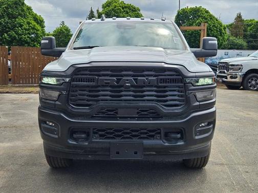 2025 RAM 3500 Tradesman Crew Cab 4x4 8' Box