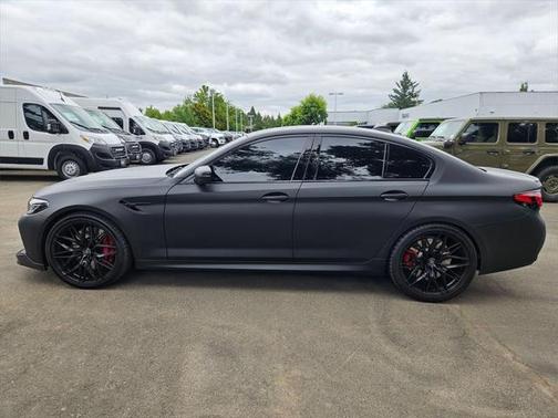 2022 BMW M5 Base