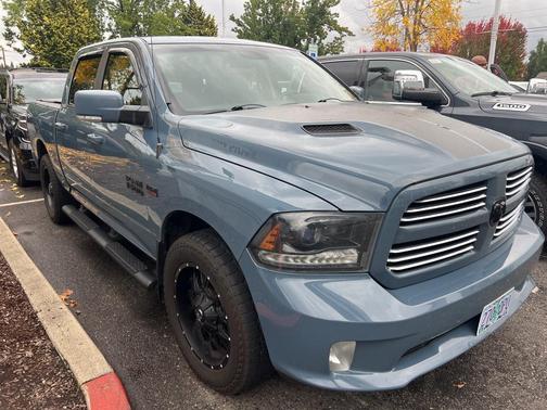 2015 RAM 1500 Sport