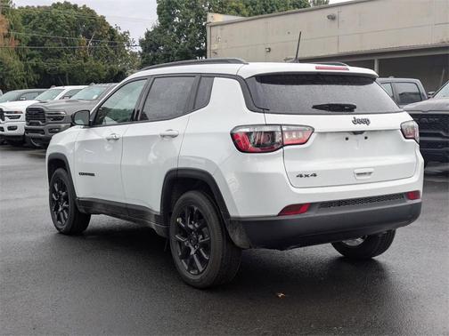 2026 Jeep Compass Latitude