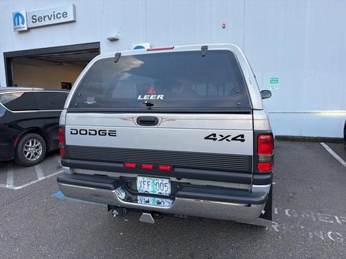 2000 Dodge Ram 2500 SLT