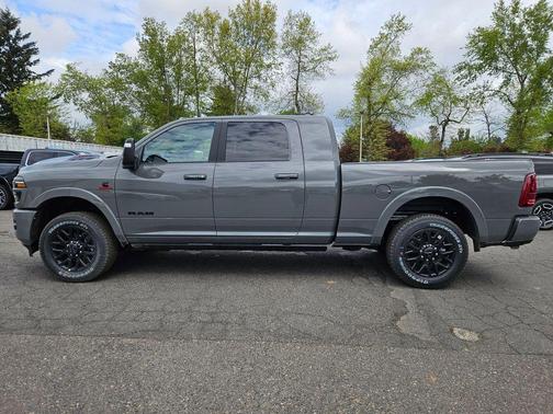 Ceramic Gray Clearcoat 2026 RAM 2500 Limited Mega Cab 4x4 6'4' Box