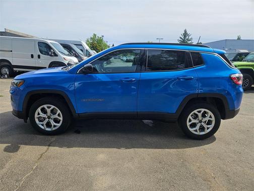 2025 Jeep Compass Latitude